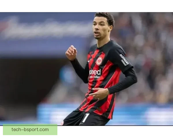 法兰克福成功签下埃基蒂克加强锋线实力 期待新赛季表现